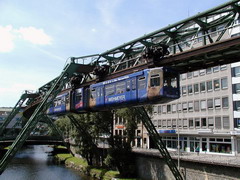 Schwebebahn © Xuan Zhang