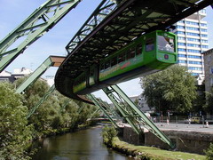 Schwebebahn © Xuan Zhang